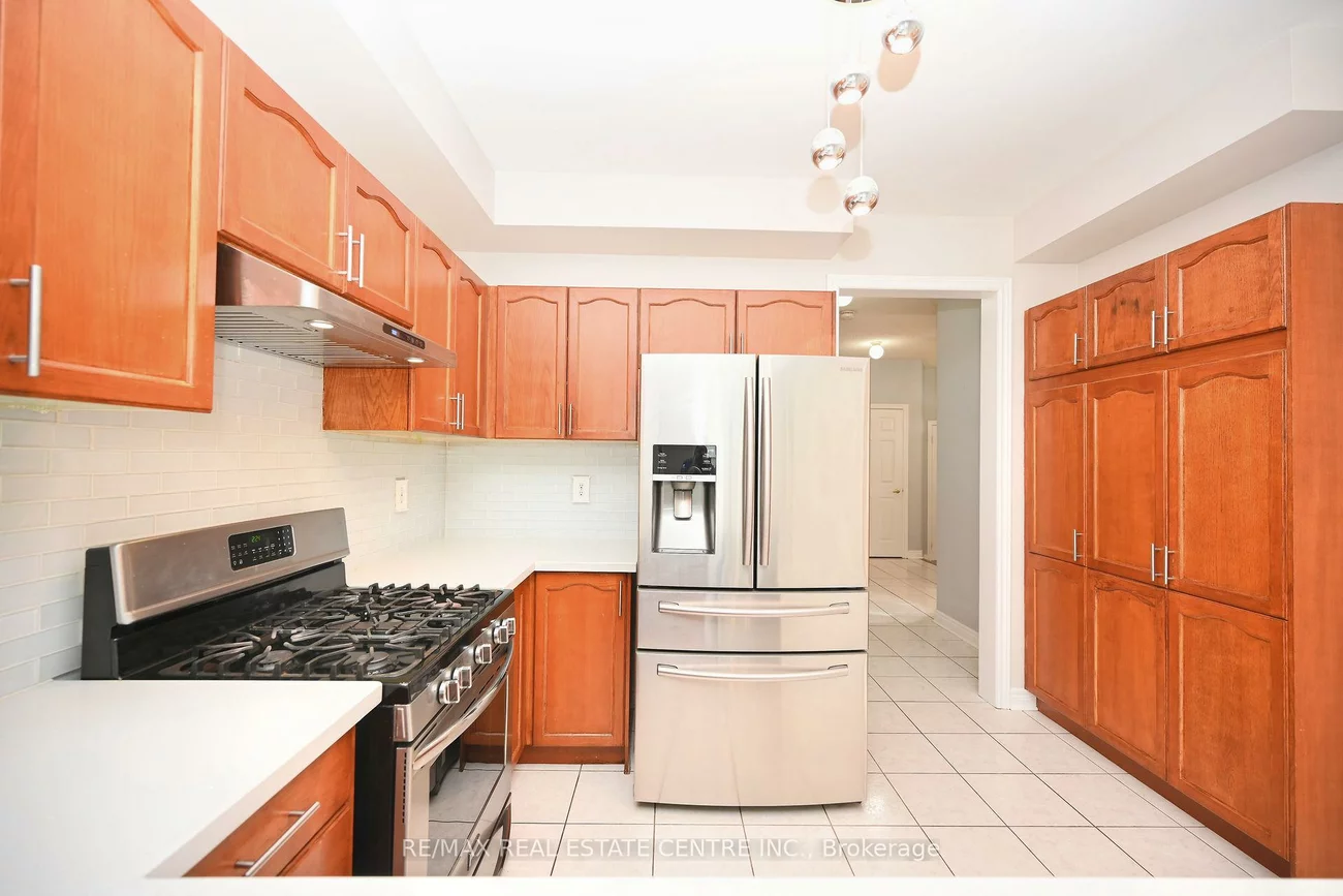 514, Navigator, Meadowvale Village, Mississauga