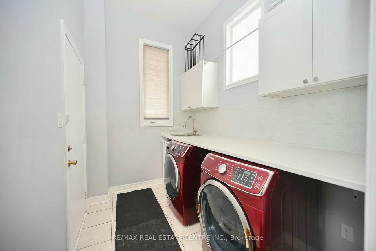 514, Navigator, Meadowvale Village, Mississauga