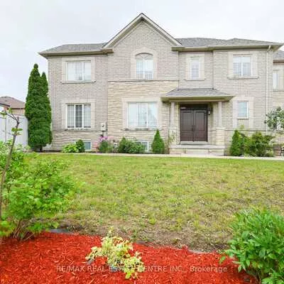 514, Navigator, Meadowvale Village, Mississauga