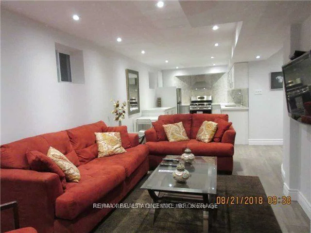 3281, Loyalist, Erin Mills, Mississauga