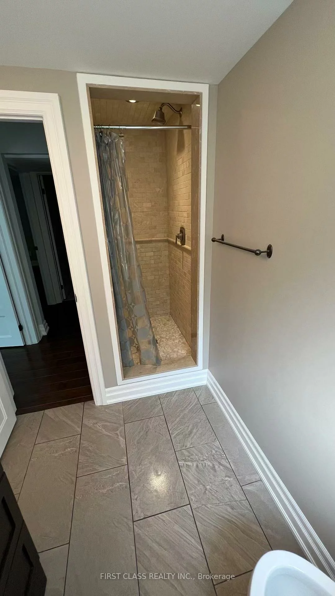 3082, Lindenlea, Erindale, Mississauga