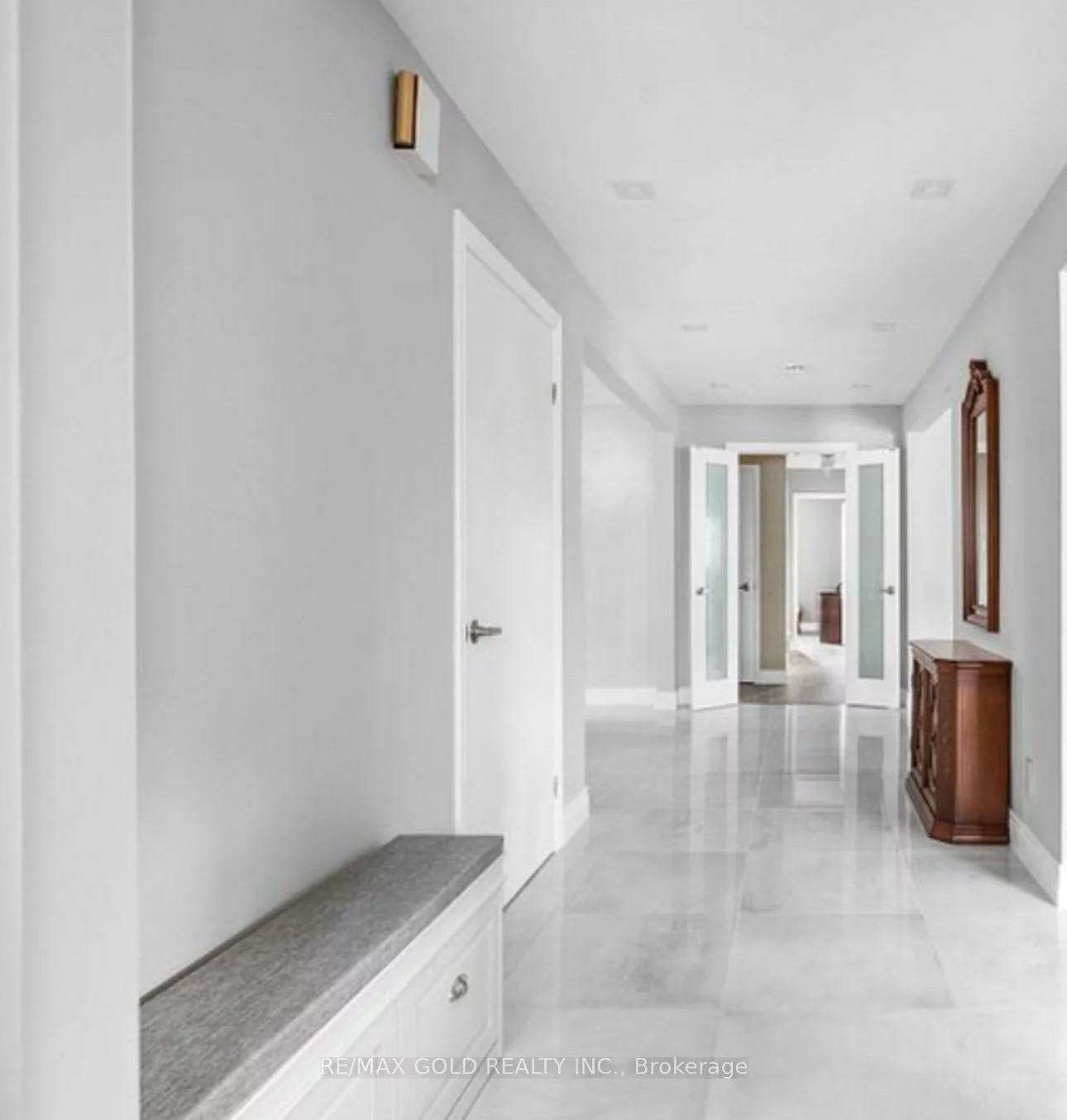 7364, Finery, Malton, Mississauga