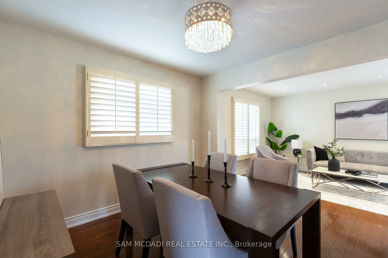 160, Tuscadero, Hurontario, Mississauga