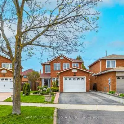 160, Tuscadero, Hurontario, Mississauga