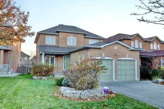 6388, Newcombe, East Credit, Mississauga