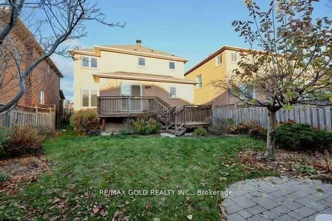 6388, Newcombe, East Credit, Mississauga