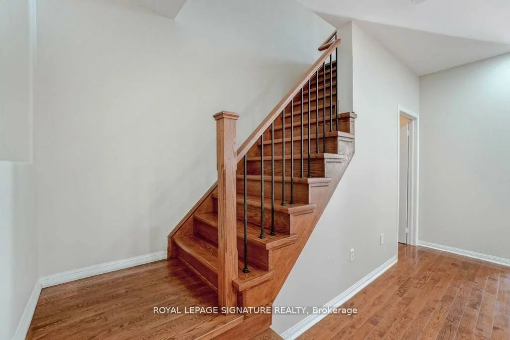 1350, Weir, East Credit, Mississauga