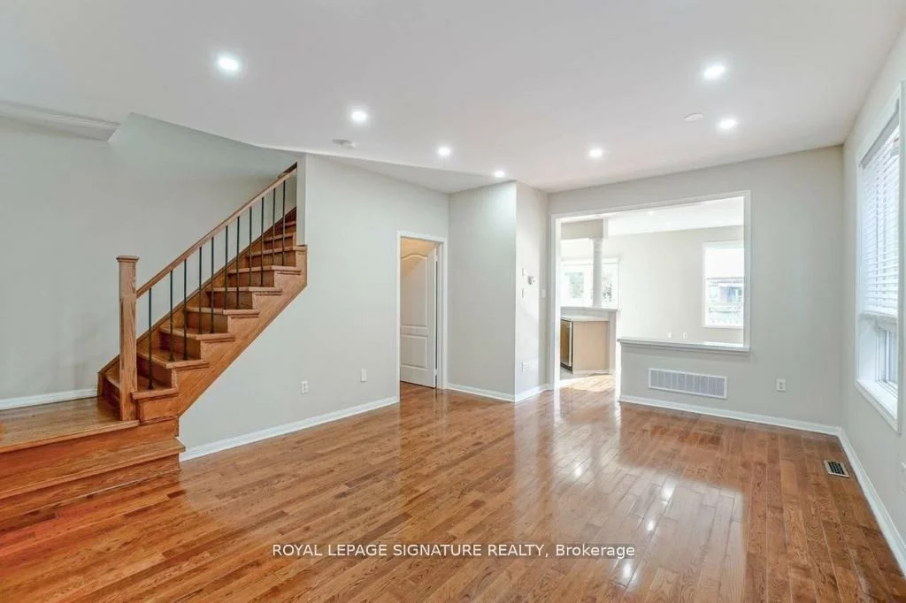 1350, Weir, East Credit, Mississauga