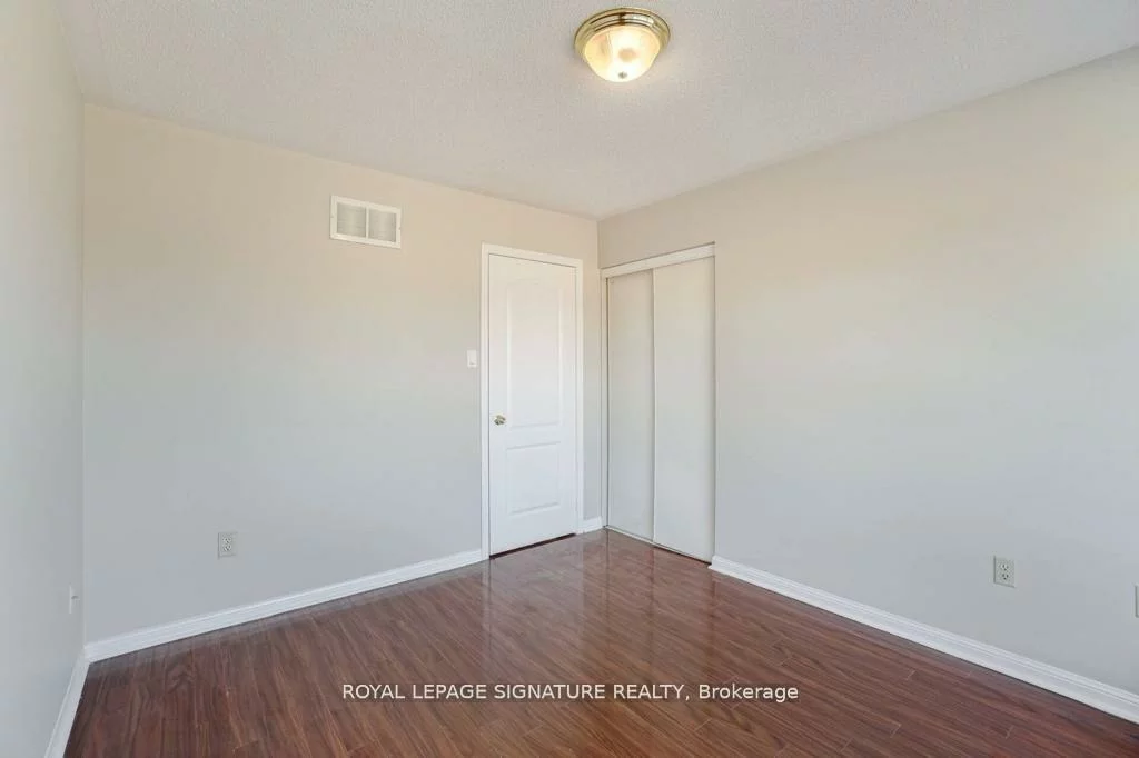 1350, Weir, East Credit, Mississauga
