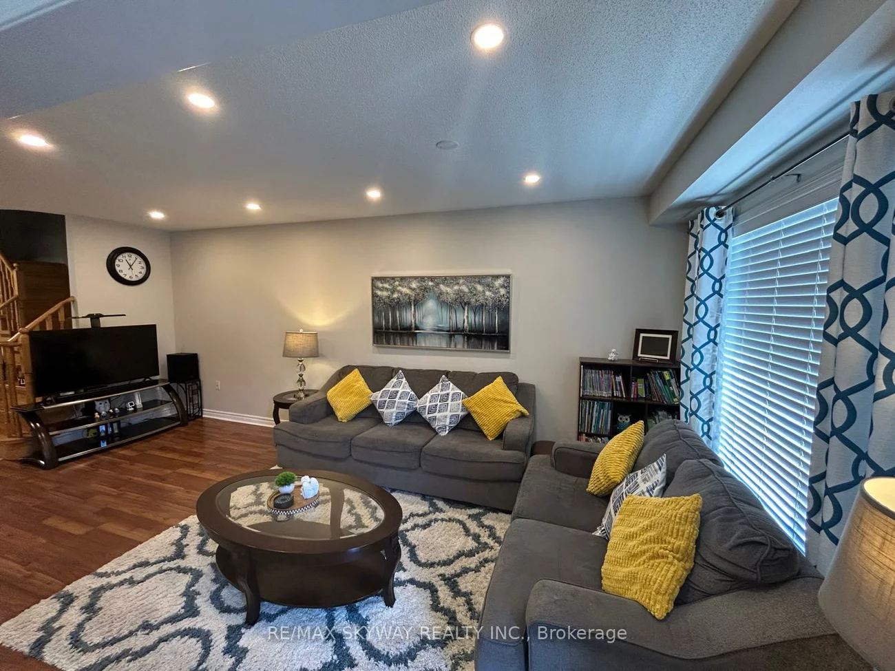 6059, Coxswain, East Credit, Mississauga