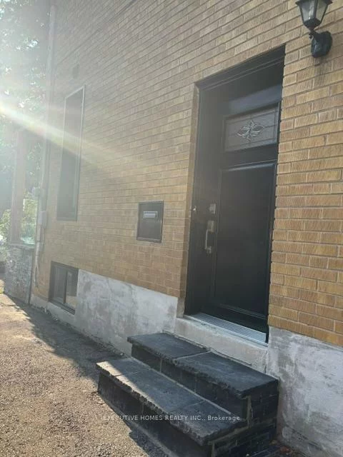 1341, Freeport, Erindale, Mississauga