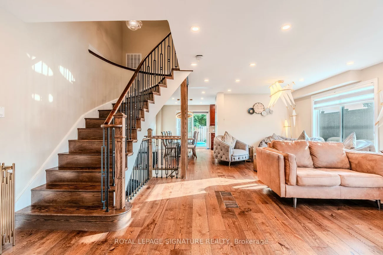 4662, Founders, Hurontario, Mississauga
