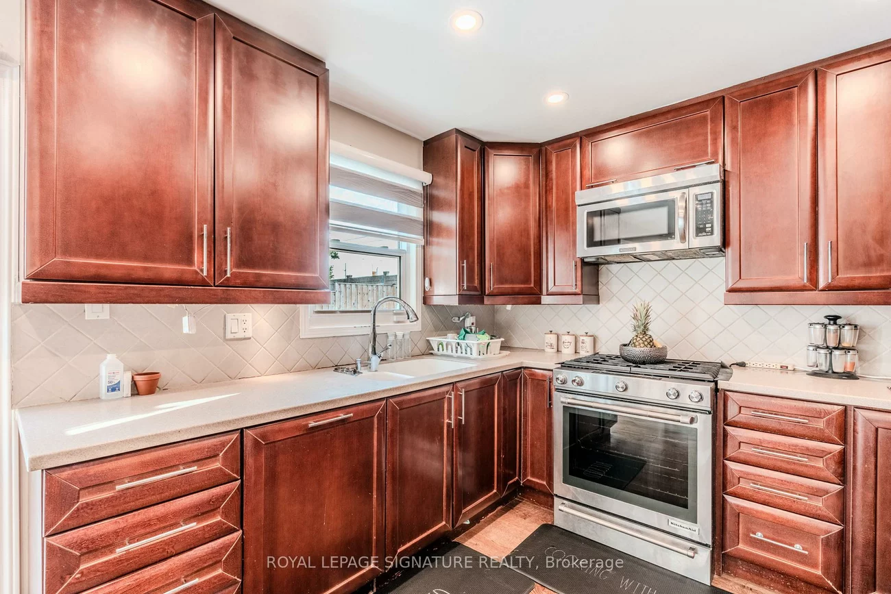 4662, Founders, Hurontario, Mississauga