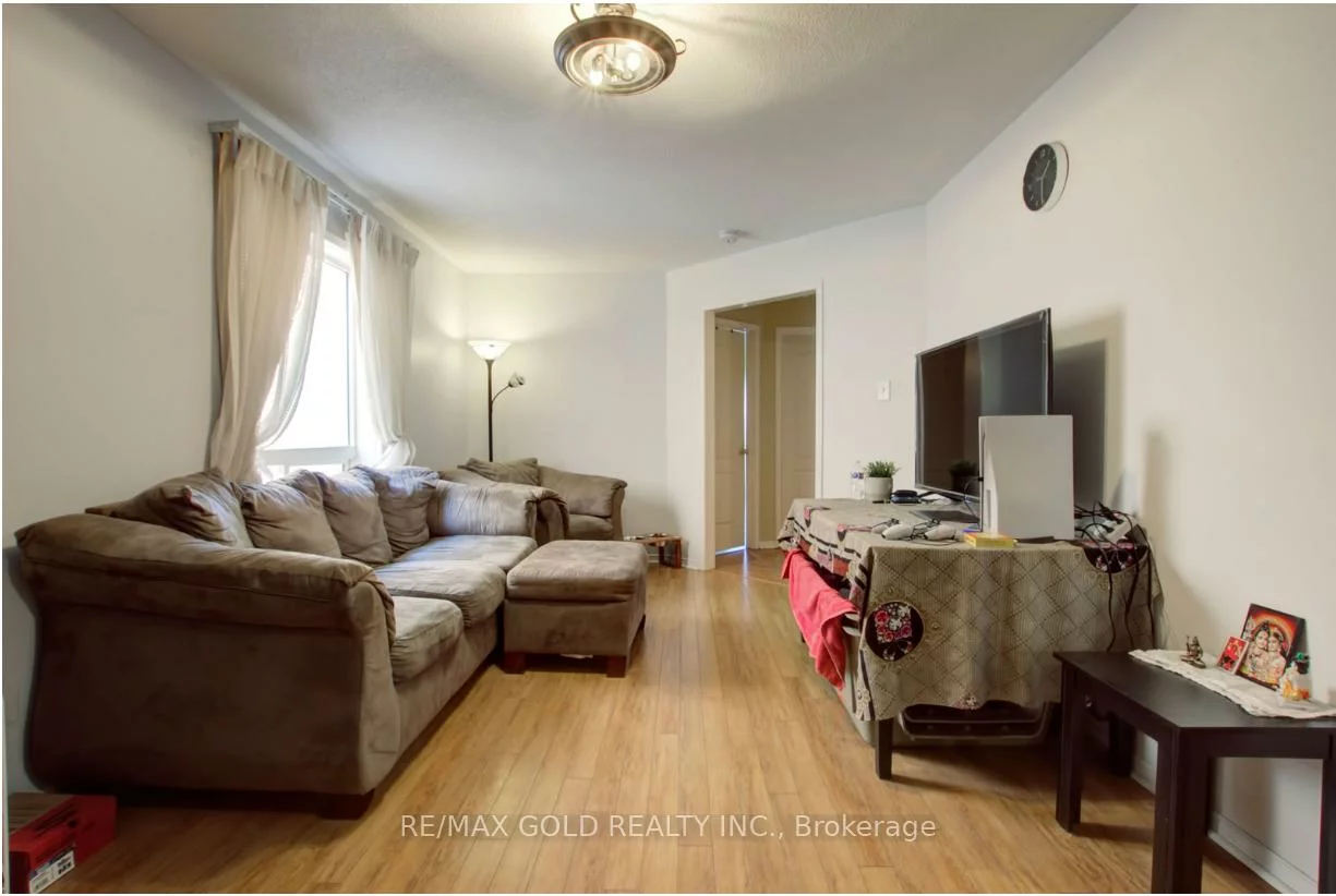505, Rossellini, Meadowvale Village, Mississauga