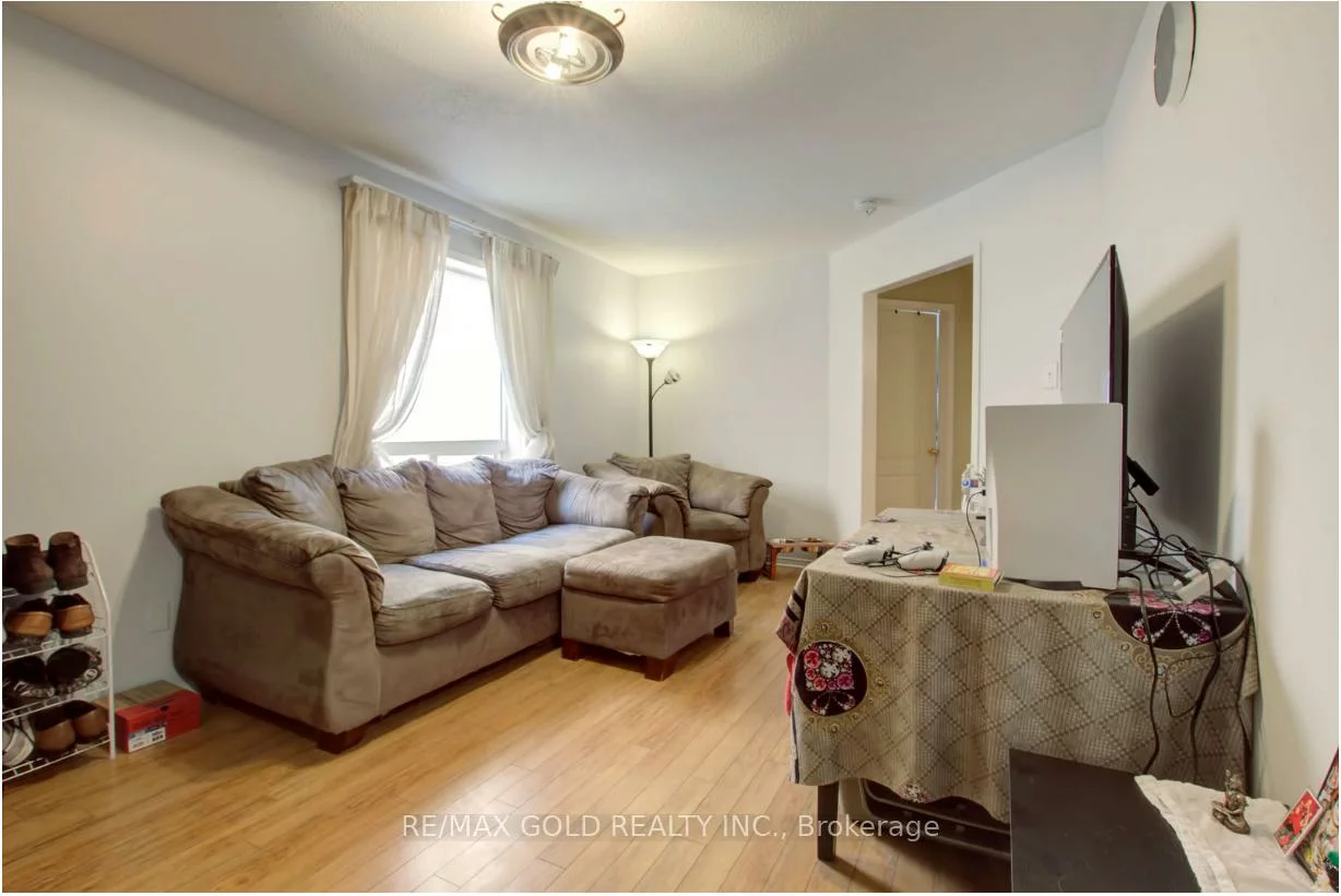 505, Rossellini, Meadowvale Village, Mississauga