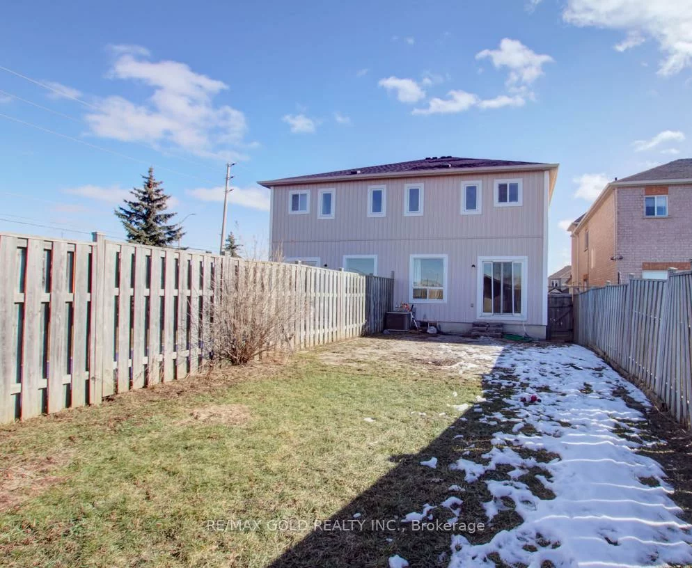 505, Rossellini, Meadowvale Village, Mississauga