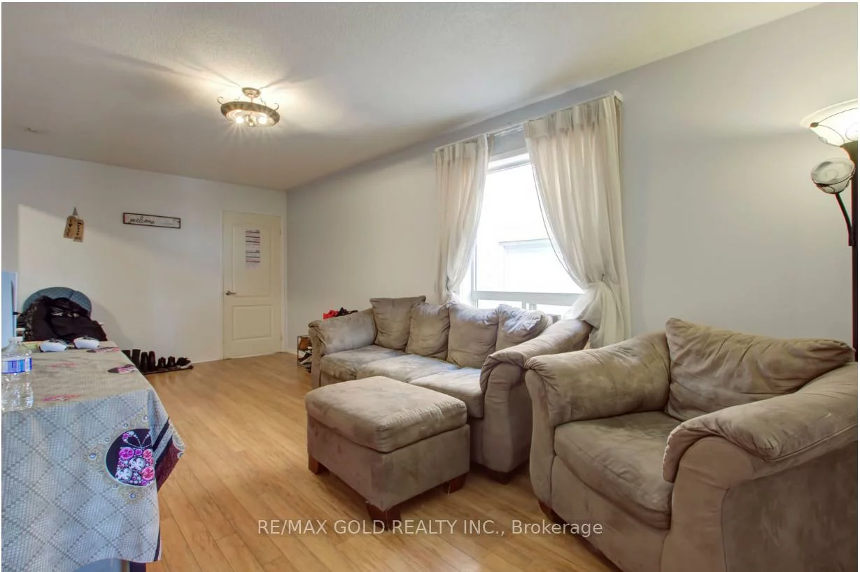 505, Rossellini, Meadowvale Village, Mississauga