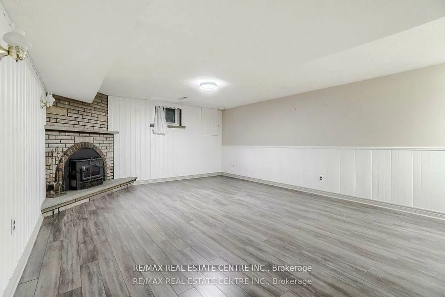 3385, Ellengale, Erindale, Mississauga