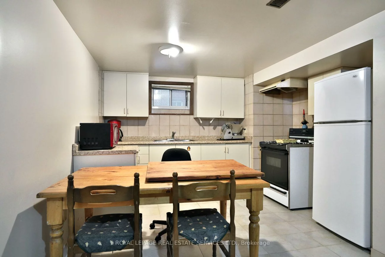 752, Eaglemount, Erindale, Mississauga