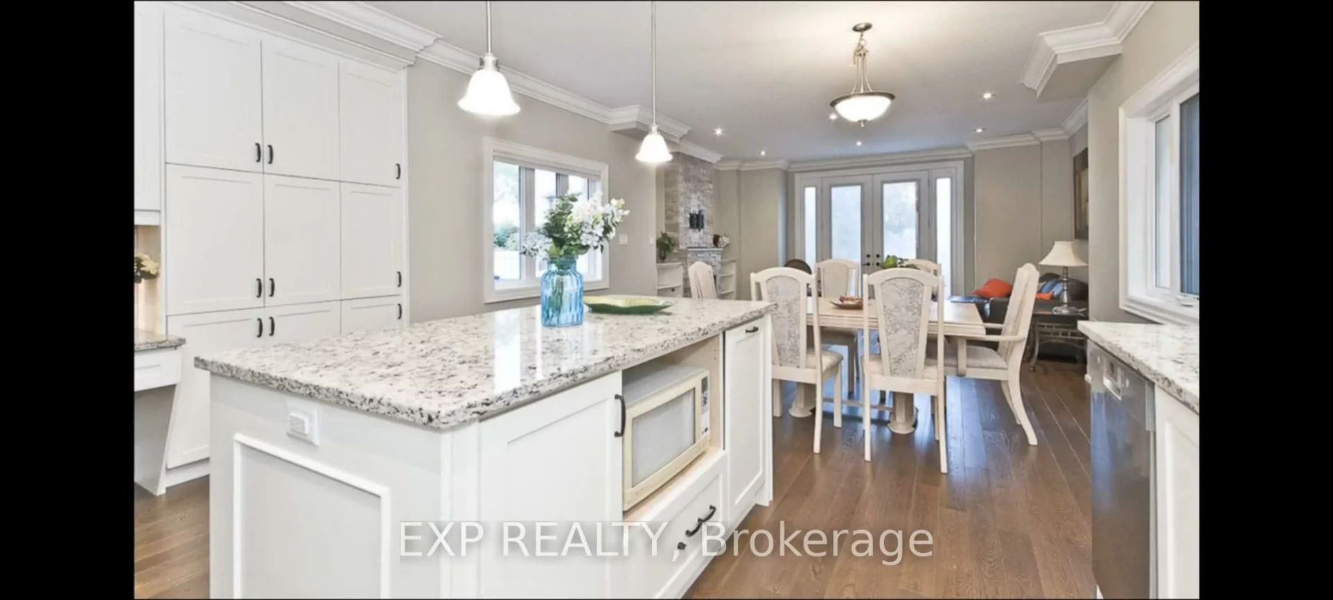 1033, Shaw, Lakeview, Mississauga