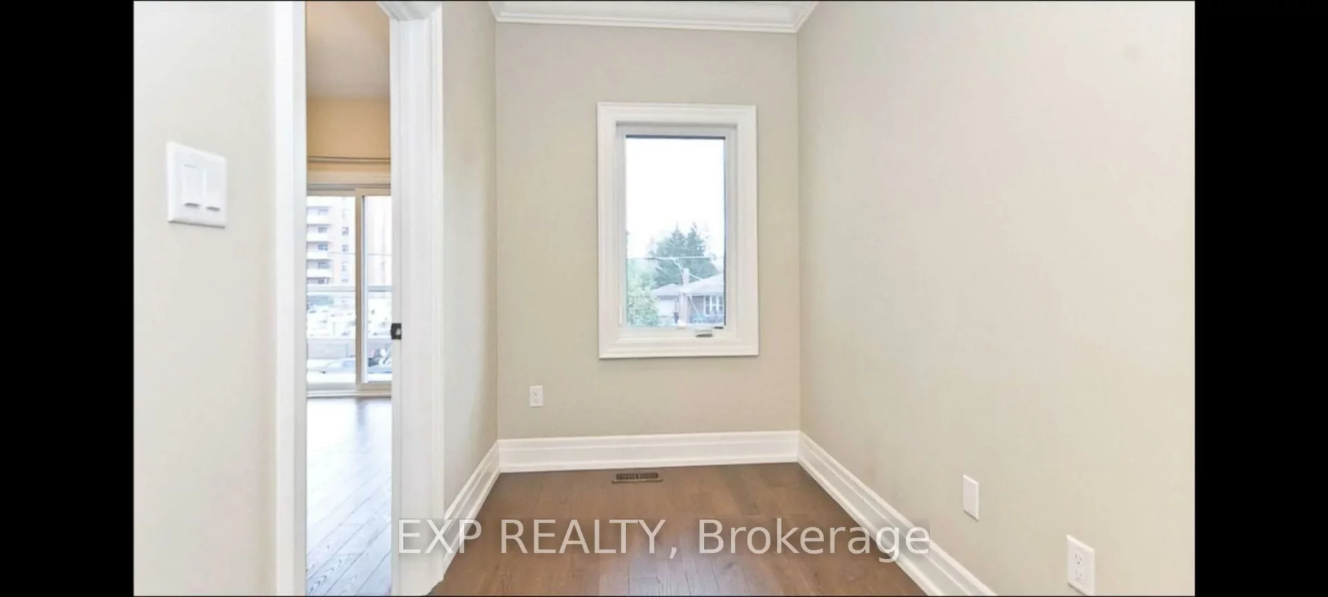 1033, Shaw, Lakeview, Mississauga