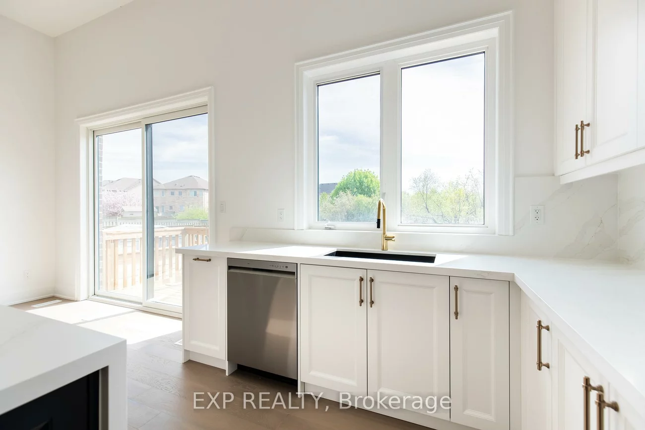 6612, Harmony, Meadowvale Village, Mississauga