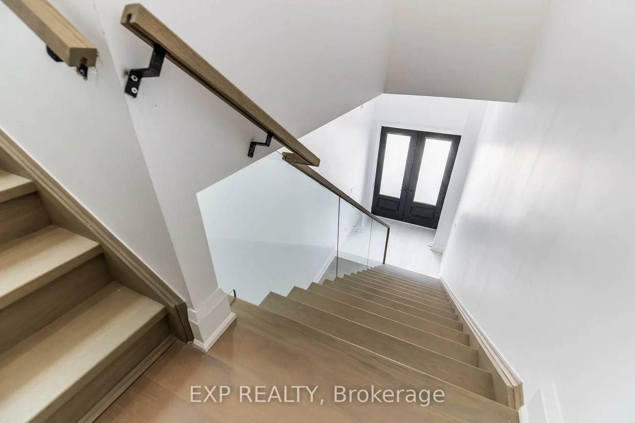 6612, Harmony, Meadowvale Village, Mississauga
