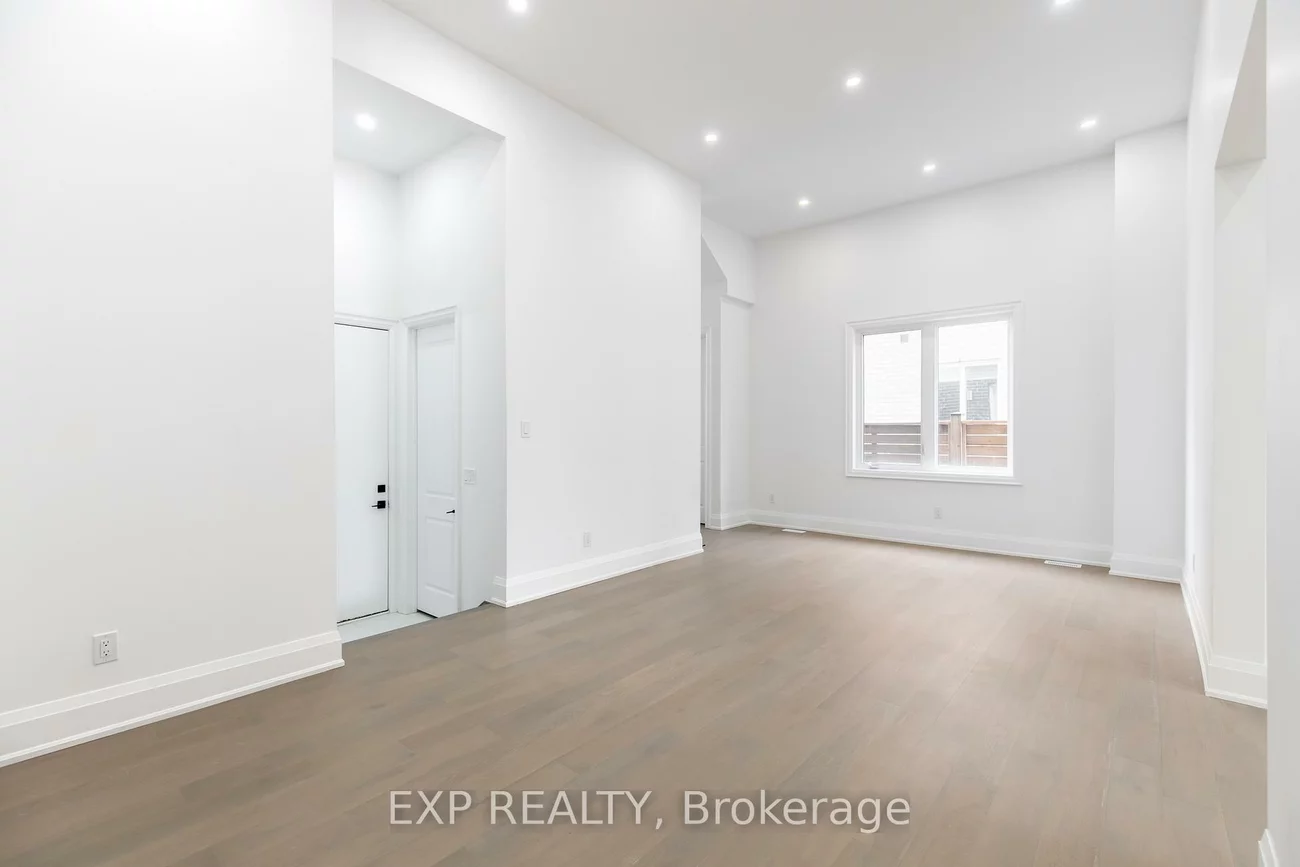 6612, Harmony, Meadowvale Village, Mississauga