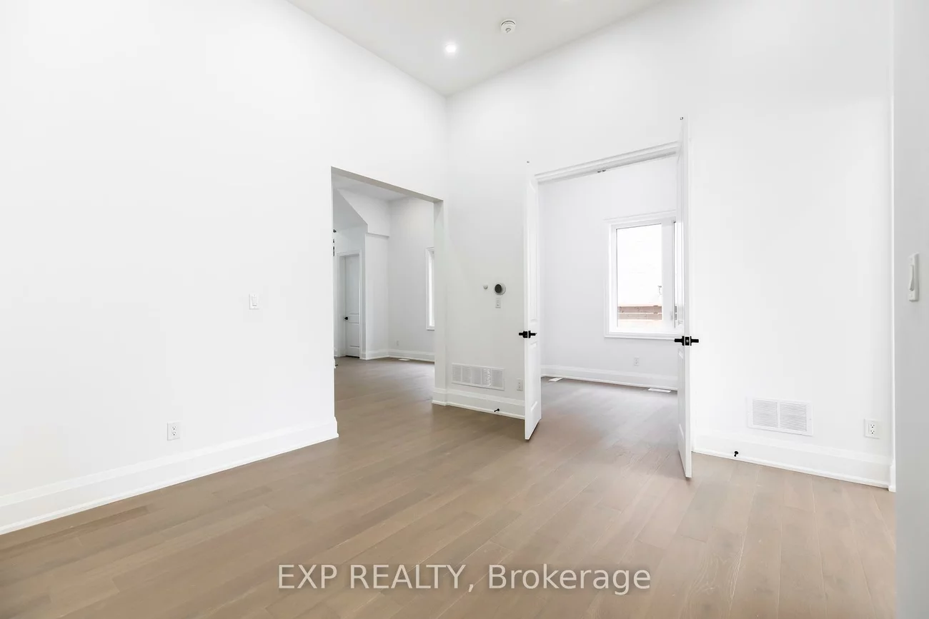6612, Harmony, Meadowvale Village, Mississauga