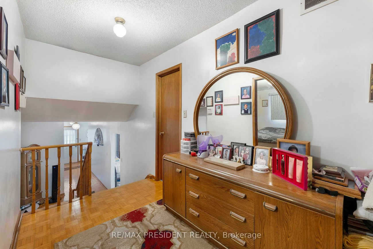 3952, Longo, Malton, Mississauga