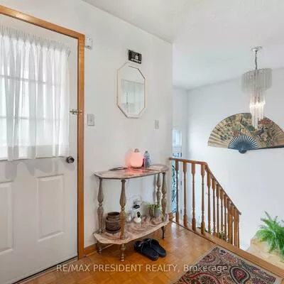 3952, Longo, Malton, Mississauga