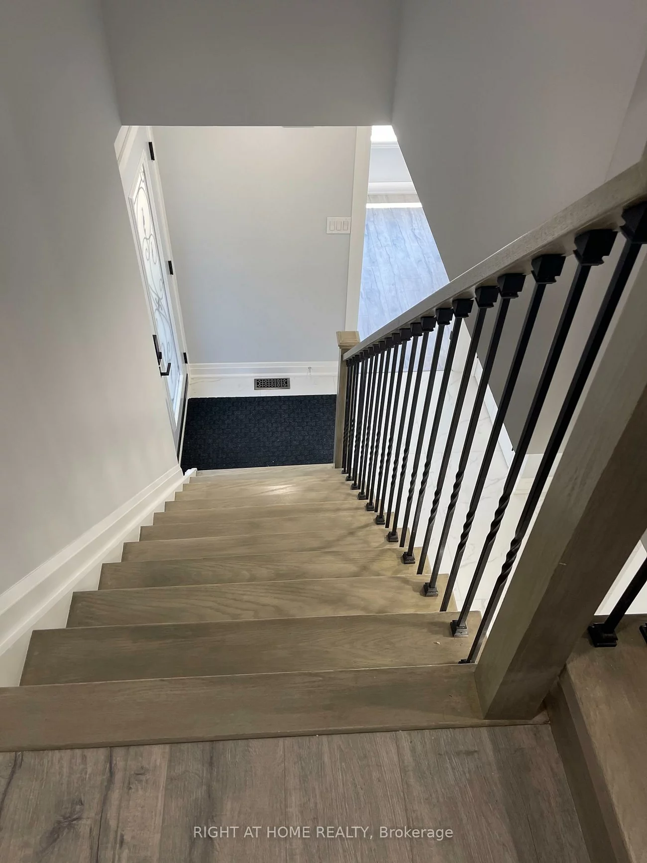 5413, Coldspring, Central Erin Mills, Mississauga