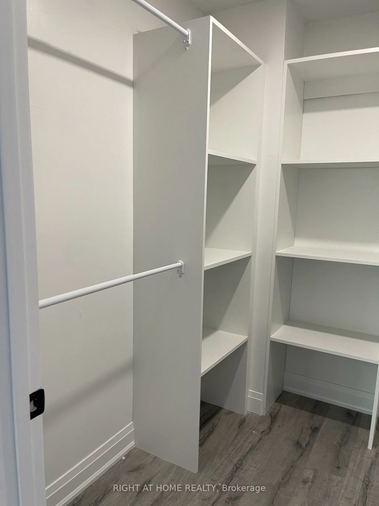 5413, Coldspring, Central Erin Mills, Mississauga
