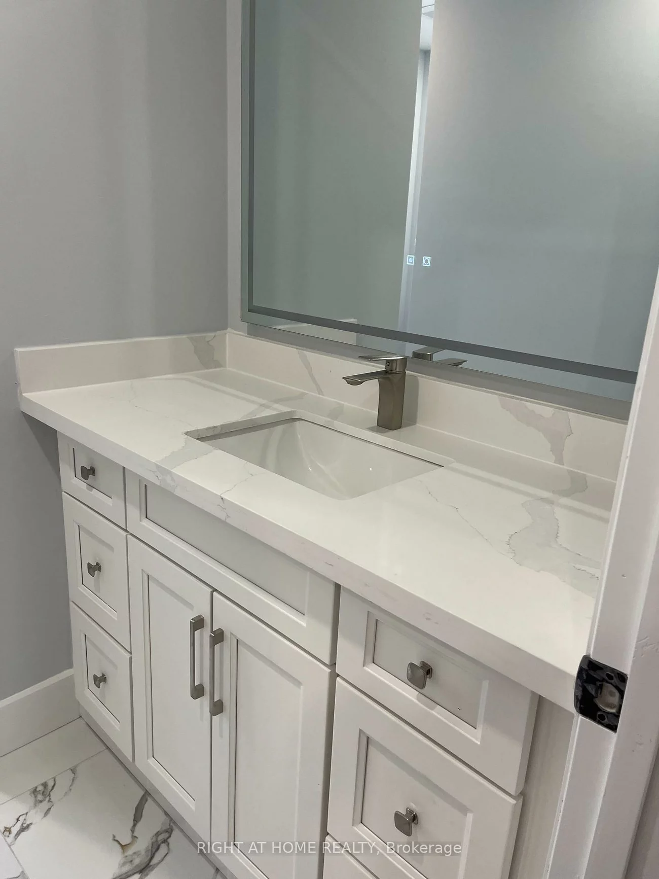 5413, Coldspring, Central Erin Mills, Mississauga