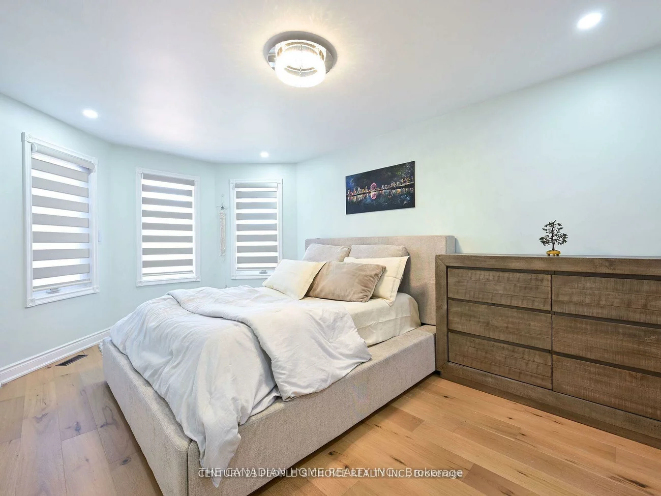 6008, Grossbeak, Lisgar, Mississauga