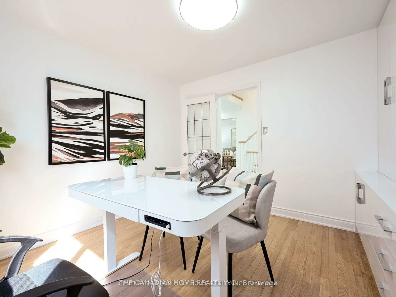 6008, Grossbeak, Lisgar, Mississauga