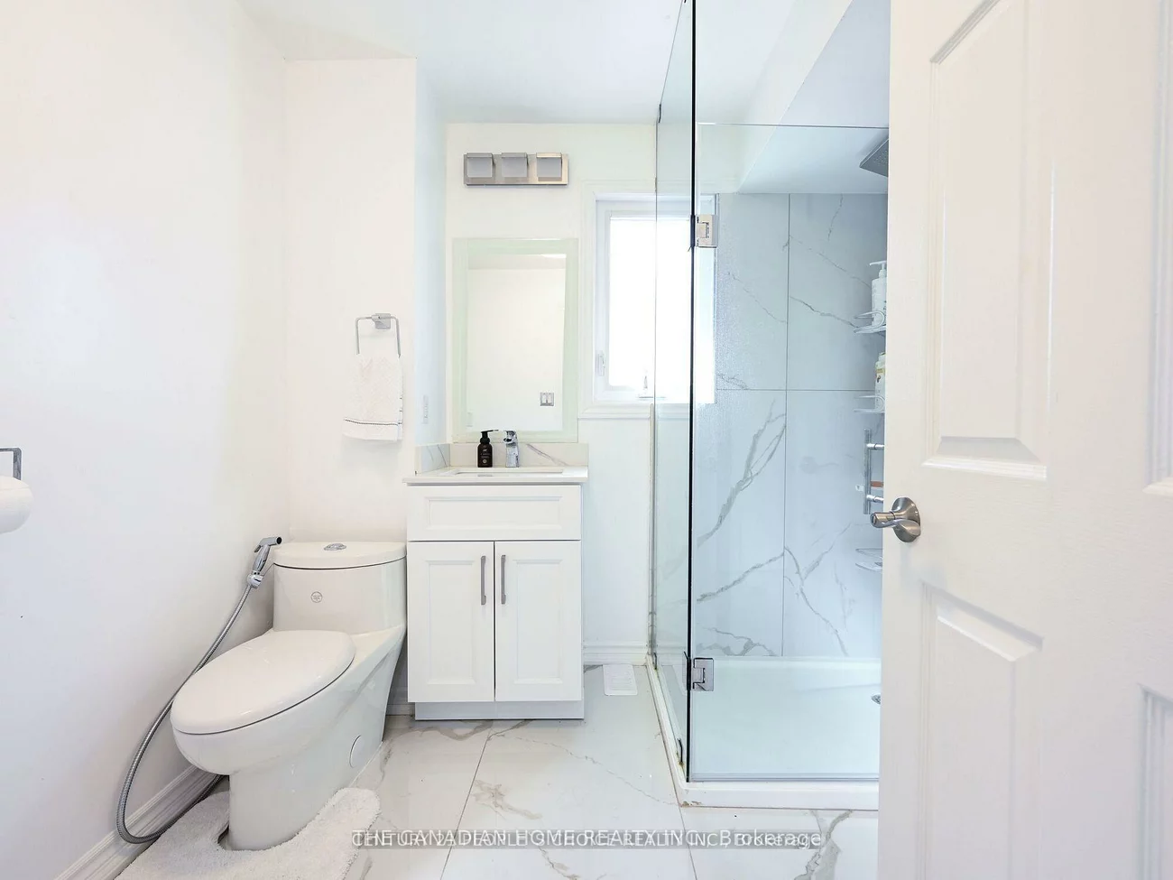 6008, Grossbeak, Lisgar, Mississauga