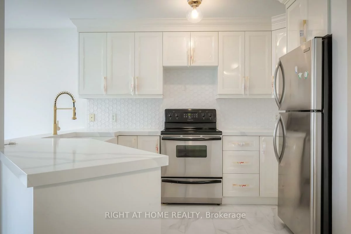 7401, Village, Meadowvale Village, Mississauga