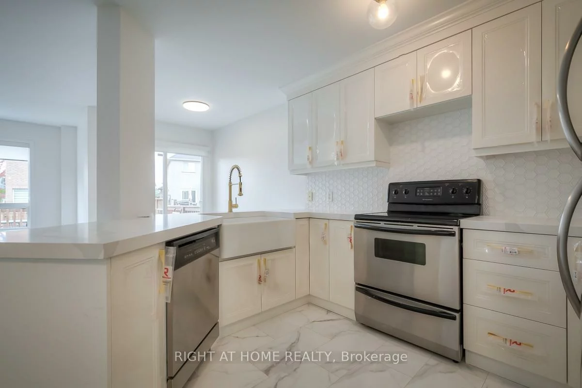 7401, Village, Meadowvale Village, Mississauga