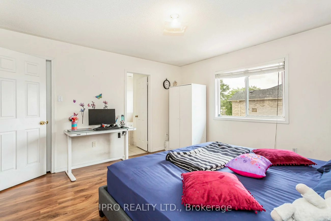 974, Delgado, East Credit, Mississauga