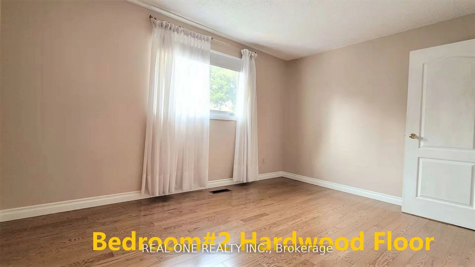 2405, Benedet, Clarkson, Mississauga