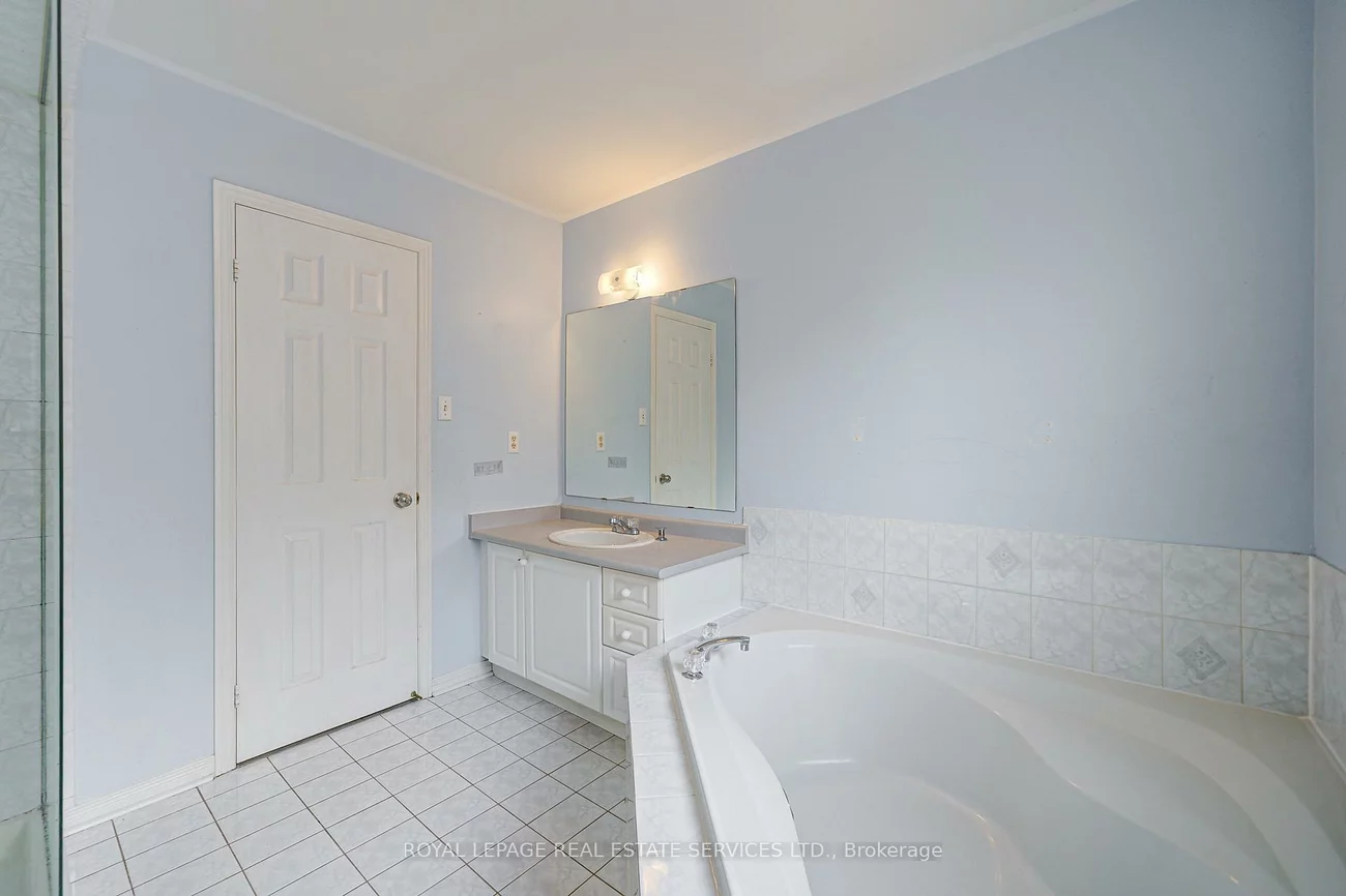 5459, Palmerston, Central Erin Mills, Mississauga
