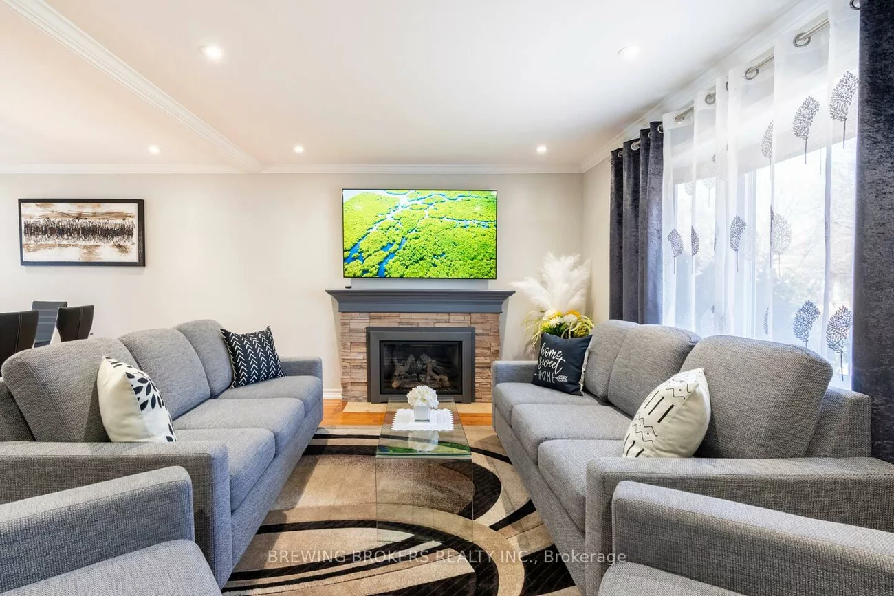 1536, Applewood, Lakeview, Mississauga