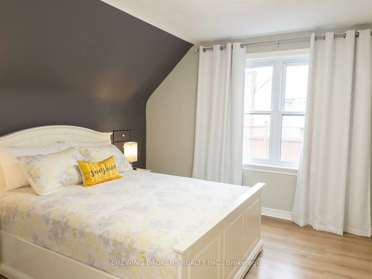 1536, Applewood, Lakeview, Mississauga