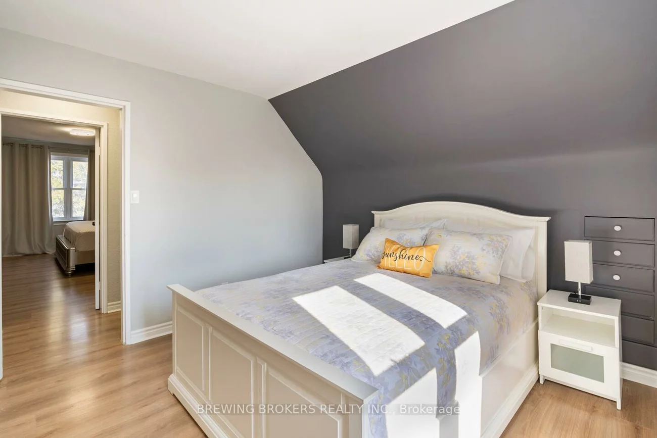 1536, Applewood, Lakeview, Mississauga