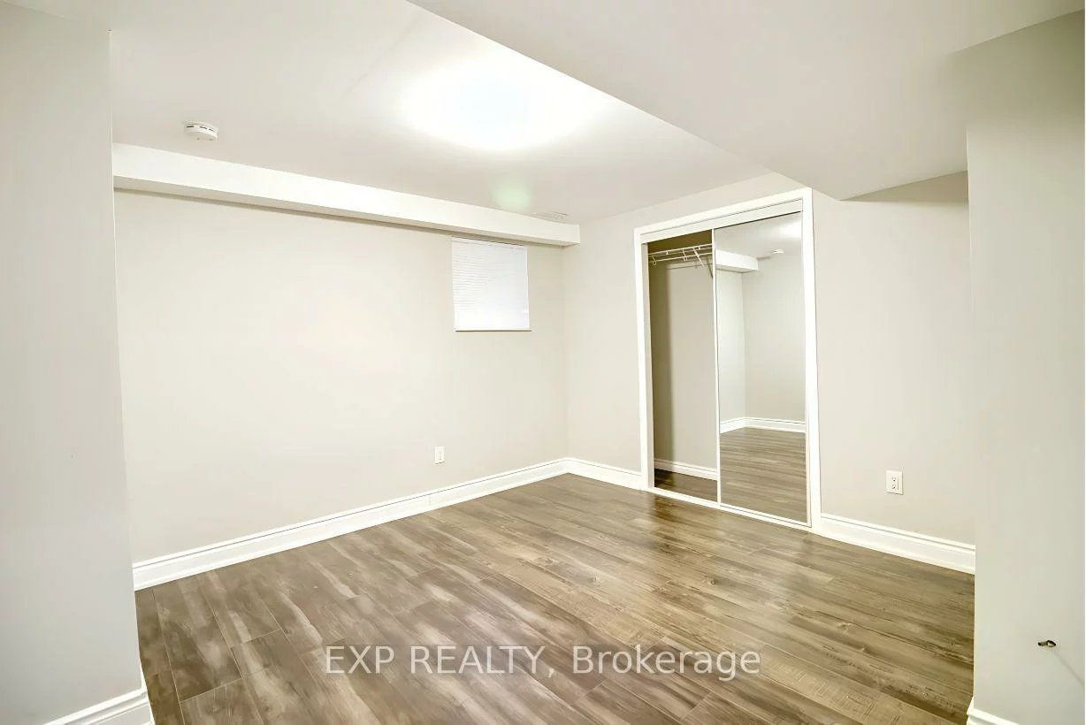 401, Acumen, Meadowvale Village, Mississauga