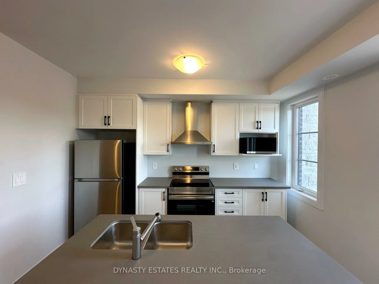 5947, Saigon, East Credit, Mississauga