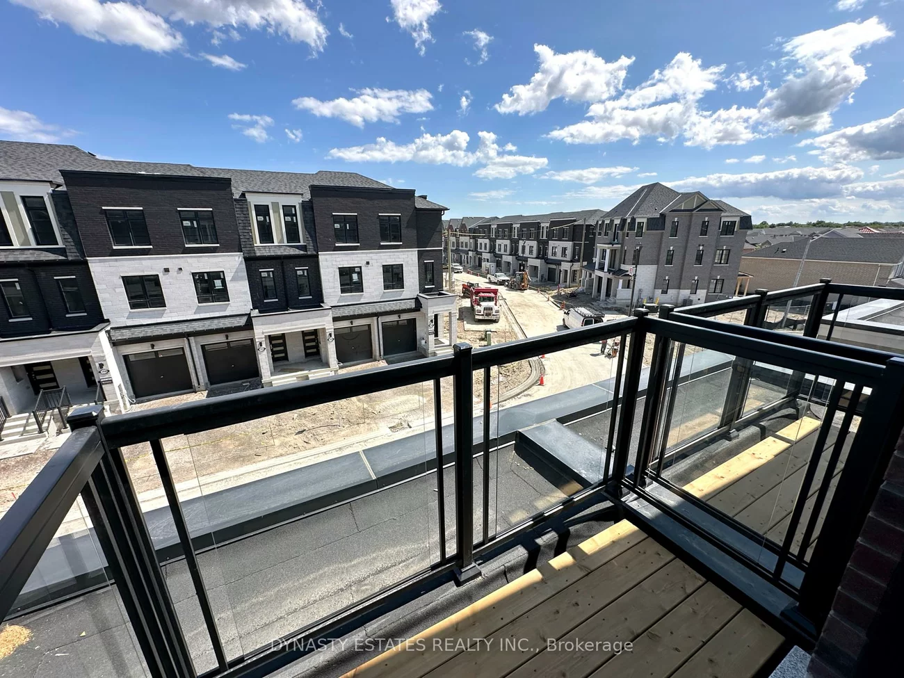 5947, Saigon, East Credit, Mississauga