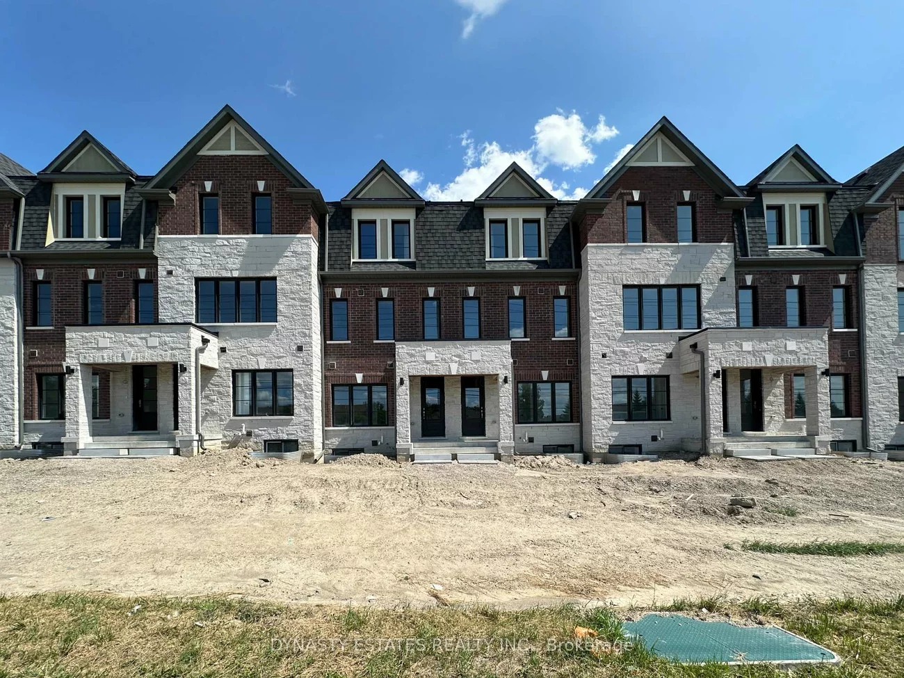 5947, Saigon, East Credit, Mississauga
