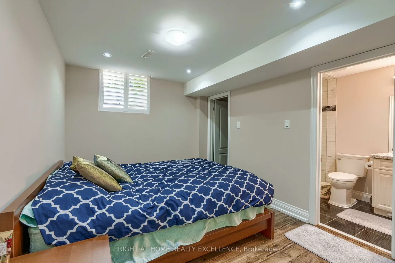 6862, Gooderham Estate, Meadowvale Village, Mississauga